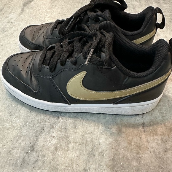 Black and Gold Sneakers - Picture 3 of 4